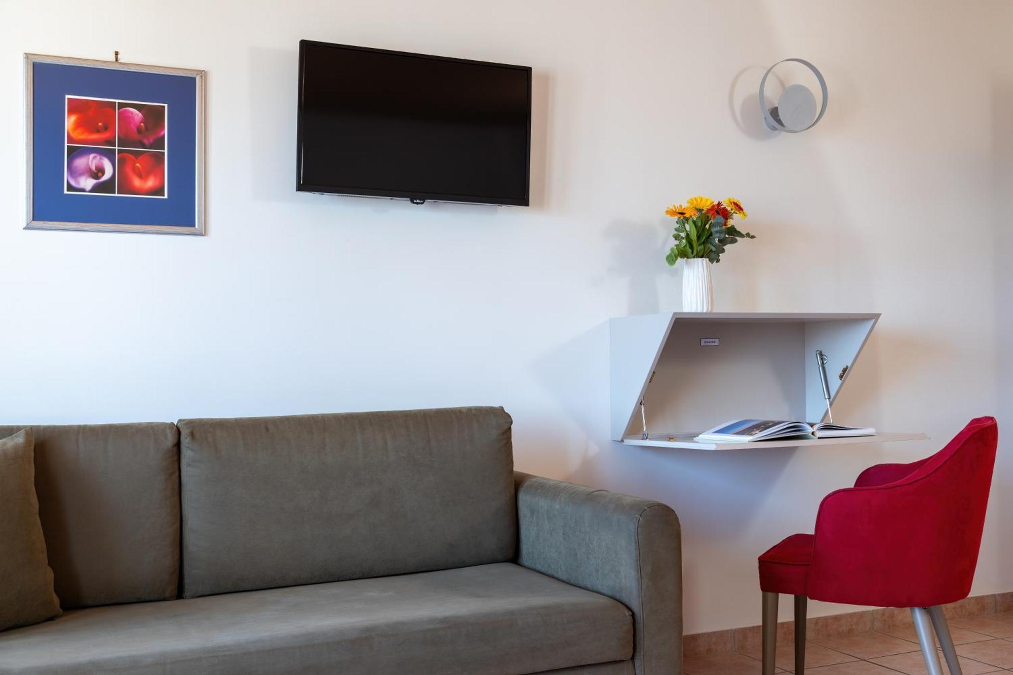 Flisvos Royal Hotel & Suites Толон Экстерьер фото